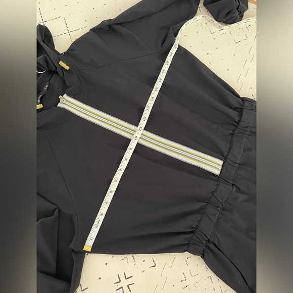 Athleta DIPSEA ROMPER size 4 - Picture 8 of 10